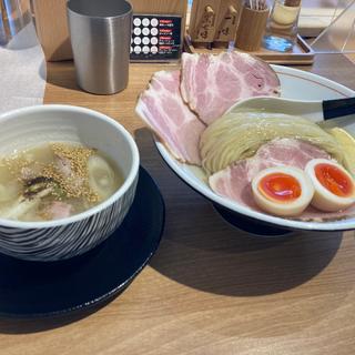 北海道三大昆布水つけ麺(麺 鍾馗)