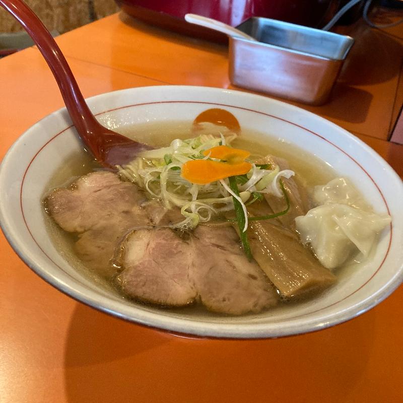 追い鰹ワンタン麺(中華そば うさぎ )