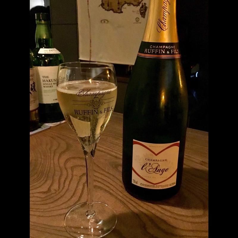 プライベートシャンパン(《ワインと宇治茶》コント・デュ・ヴァン WINE BAR／DINING Les Contes du VIn.)