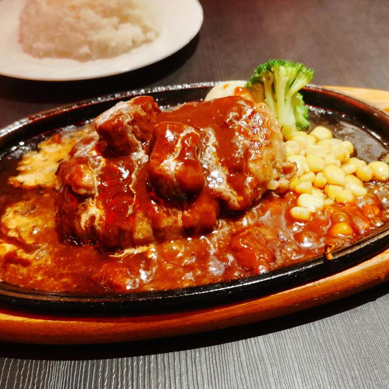 ビーフシチューハンバーグ(ミートラッシュ ヨドバシAkiba店（Meat Rush）)