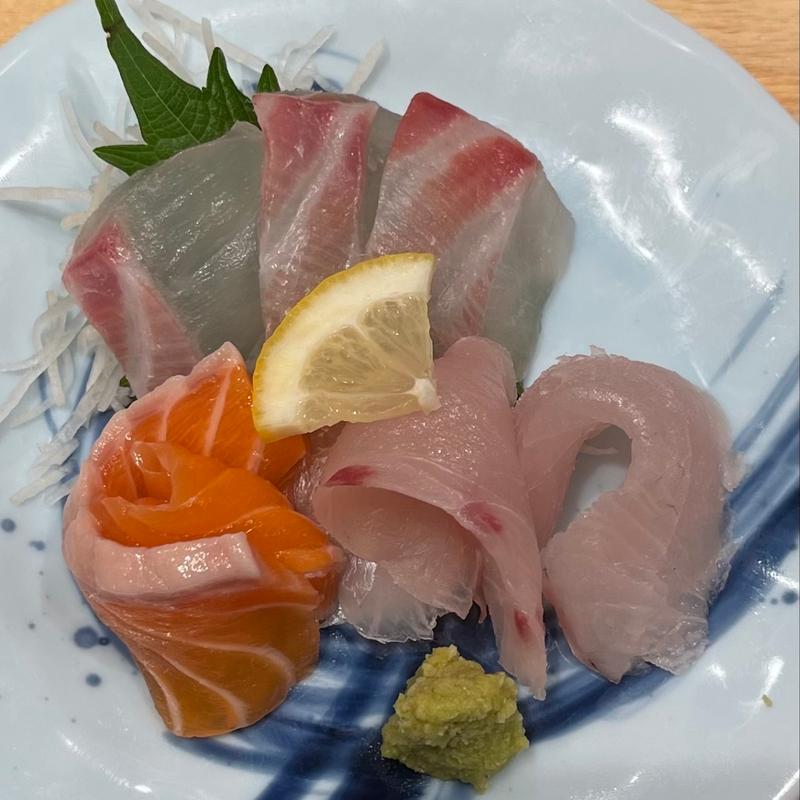 造り三種盛り(すし酒場 さしす)