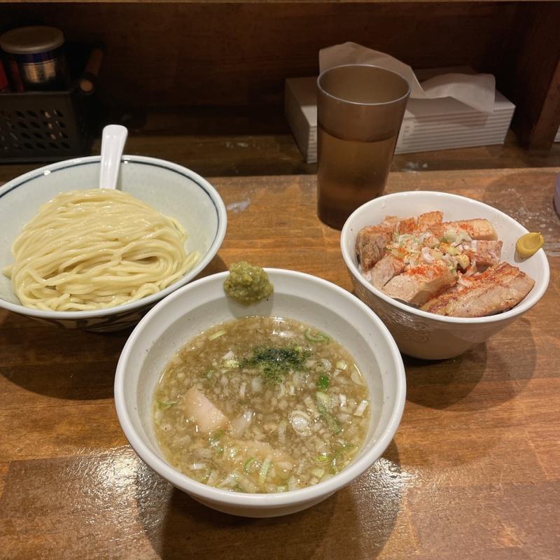 塩つけ麺　トンテキ丼(めいげんそ)
