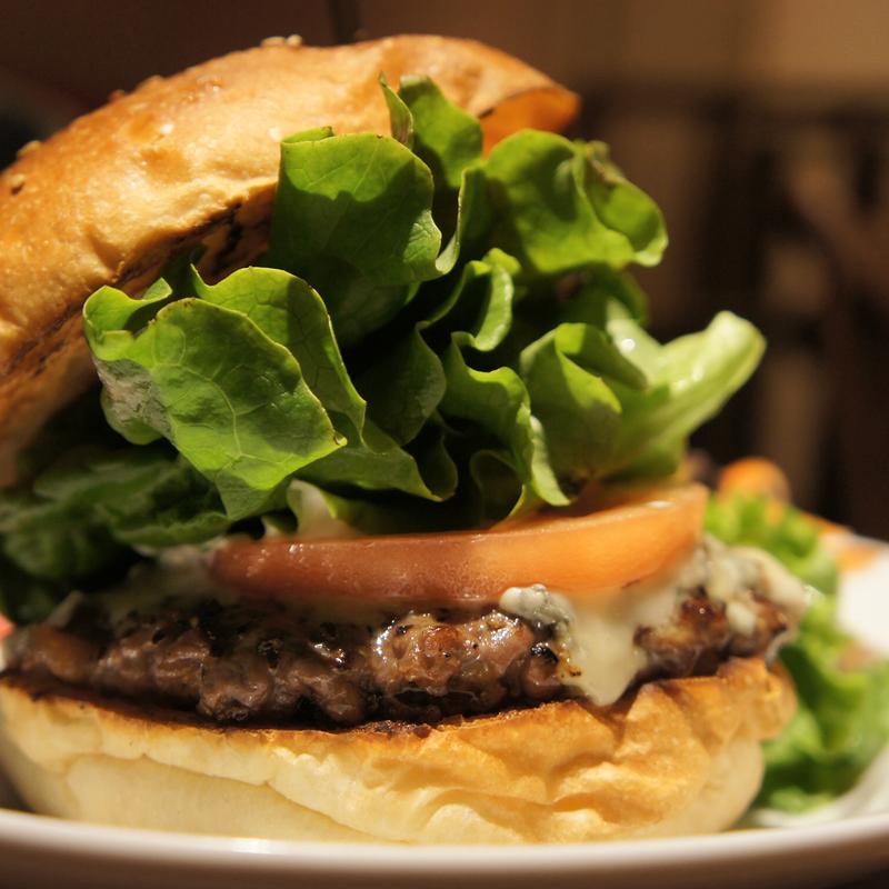 メープルゴルゴンゾーラチーズバーガー(BURGER'S BASE)