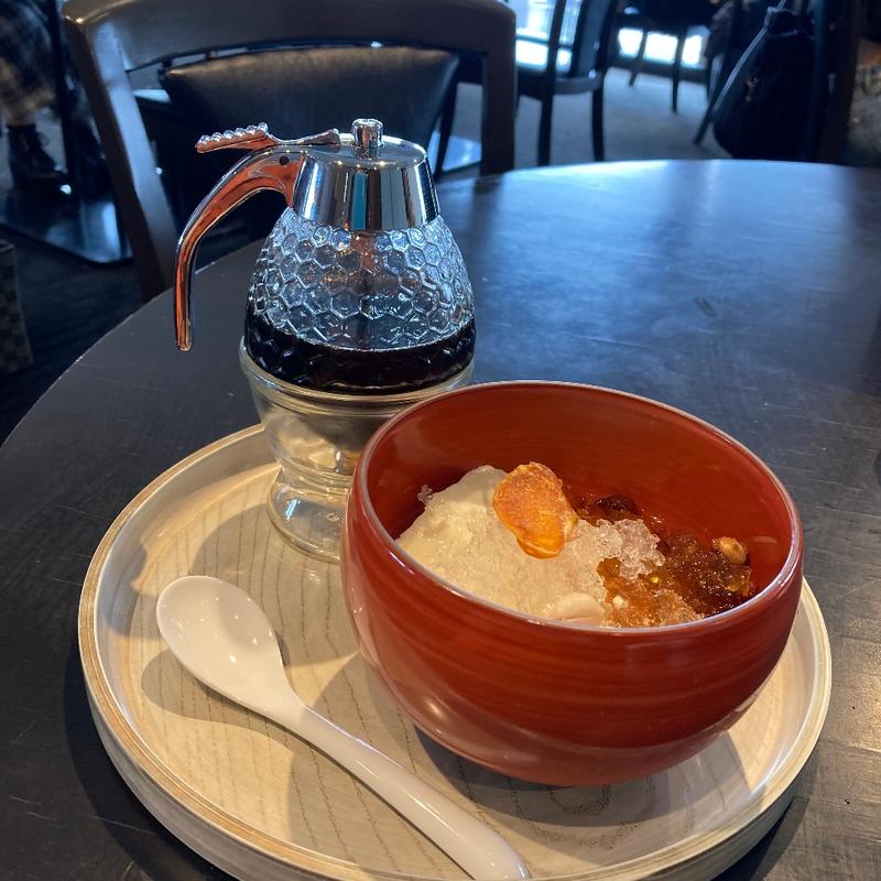 桃のしずく豆花(山海豆花 新宿)