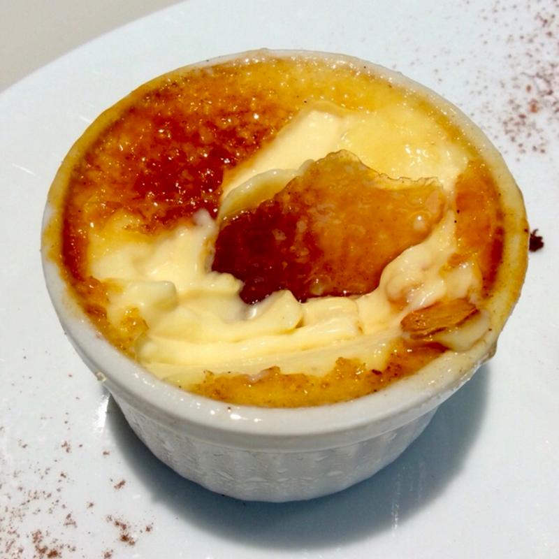 クリームブリュレ(デュース ミックス キッチン)