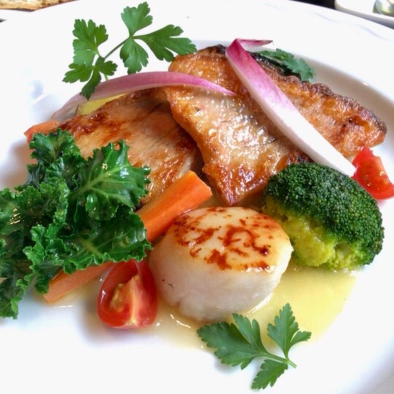 金目鯛のポワレ(ビストロミーシャ )