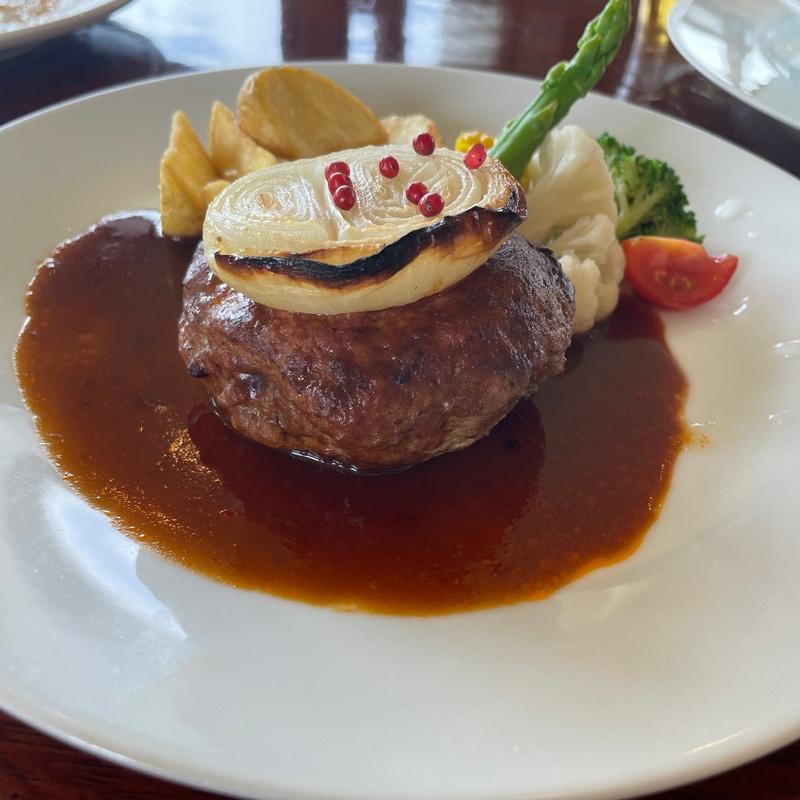 (丘の上のビアレストラン)