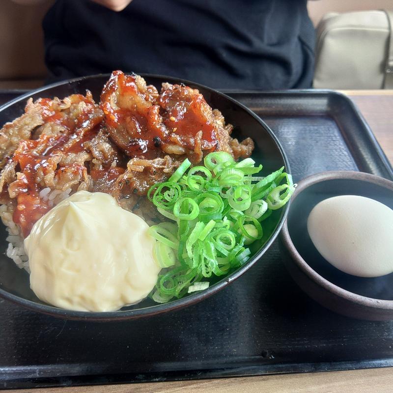 温玉カルビ丼(韓丼 大野城店)