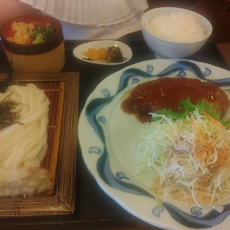 ハンバーグ定食(どん亭)