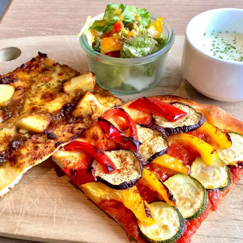 ピザランチ(カットピザ2種＋サラダ＋スープ)(ル ガラージュ エディオン蔦屋家電店)