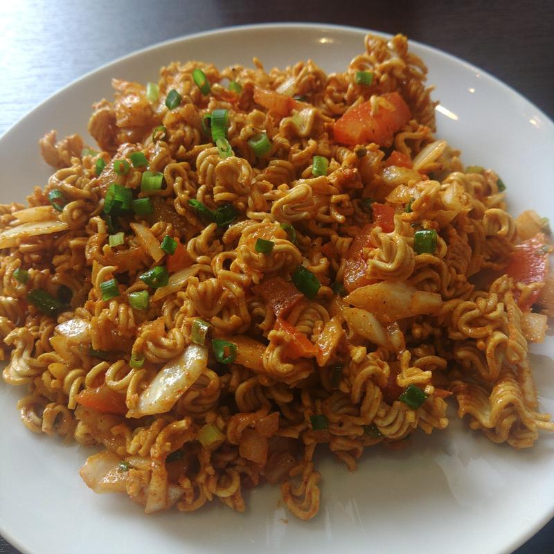 チャウチャウサーデコ(ネパール·インド料理 Makalu(マカル))