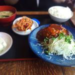 ハンバーグ定食