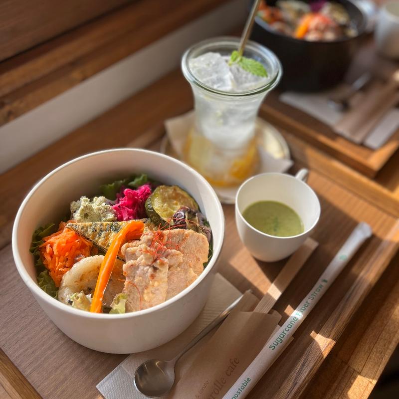 カフェ丼(コロールカフェ)