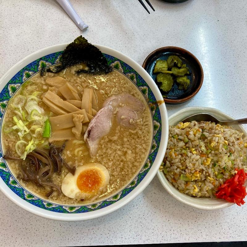 コテッぱラーメン チャーハンセット(めん丸 曳舟店)