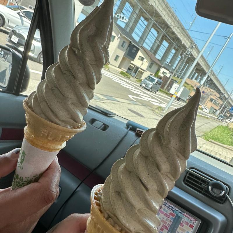 ほうじ茶（ソフトアイス）(あずま園茶舗)