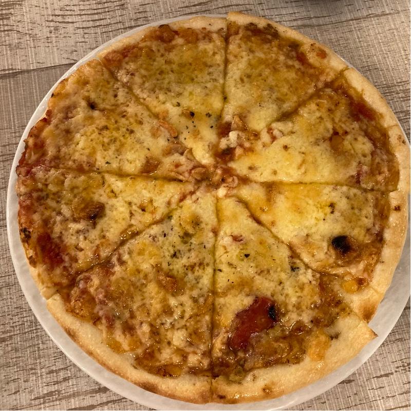 アンチョビガーリックピザ(ヒバチヤ)