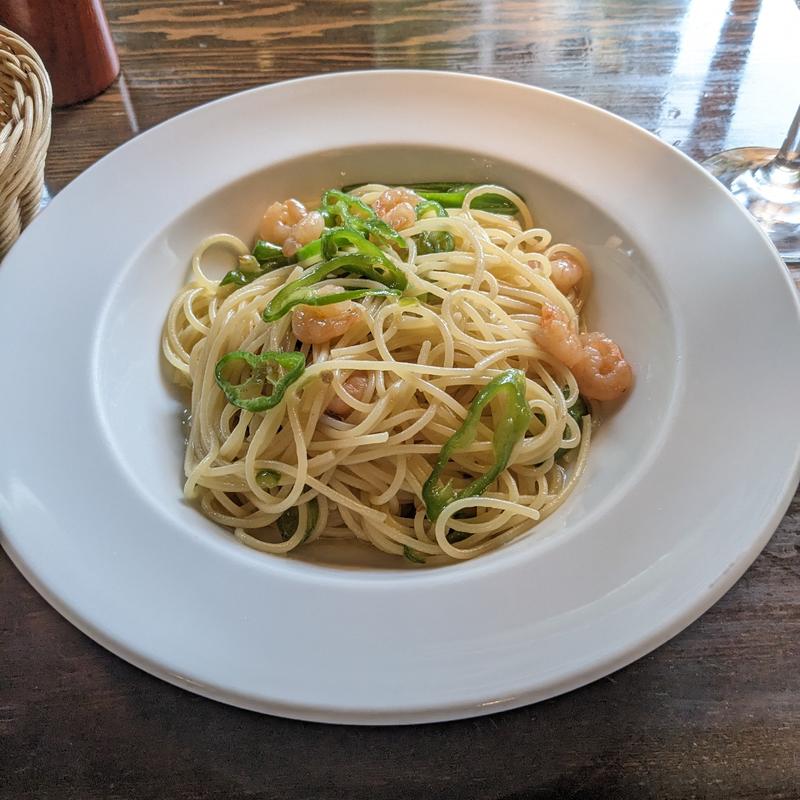 海老と万願寺唐辛子のアーリオオーリオ(ポンテ チェントロ 佃店)