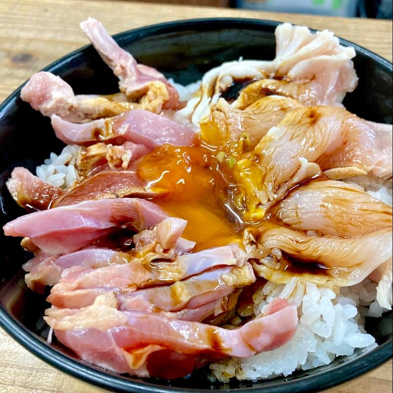 バカボン丼(鳥刺し専門店 とりさし梅松)