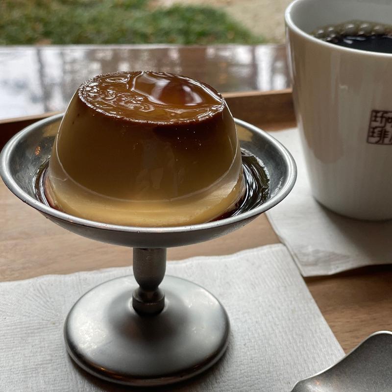 那須御養卵の和三盆プリン(神乃珈琲 川崎有馬店)