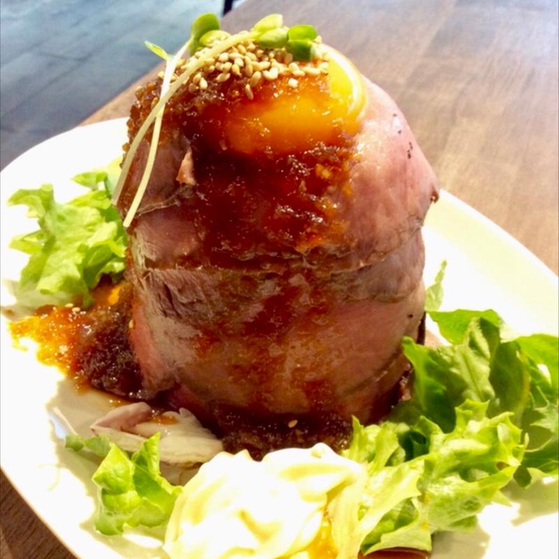 贅沢ローストビーフ丼(肉バル 29ヤネン！)