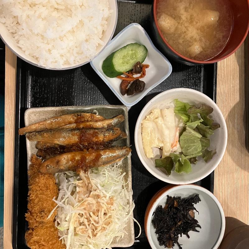 いわしとカキフライ定食(居酒屋 なごみ )