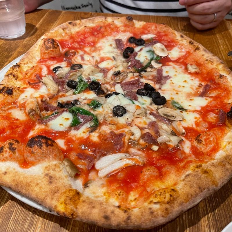 (ラ ピッツァ ナポレターナ レガロ)