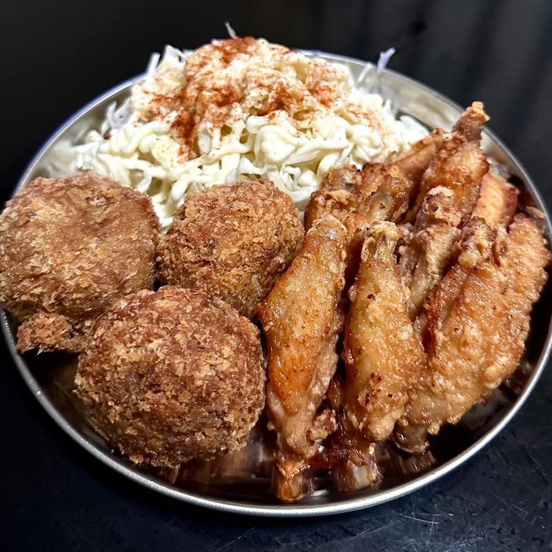 ワンプレート(ライスコロッケ、リブ唐揚げ、サラダ)(オーケー 八千代緑が丘店)