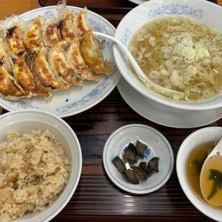 ダブル餃子定食+素ラーメン(塩)(ぎょうざの満洲 荻窪南店)