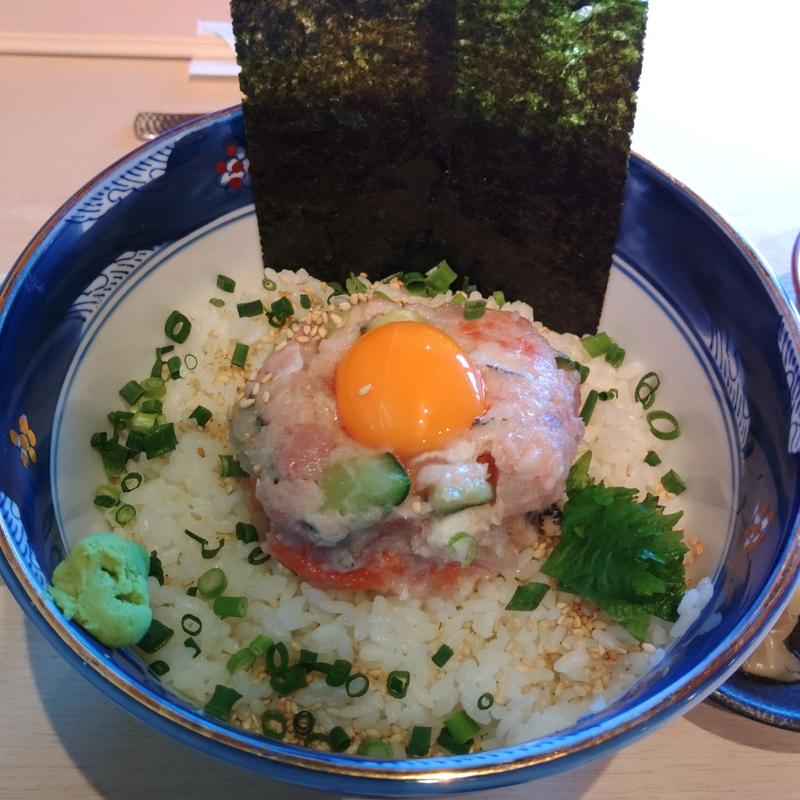 ひより山丼(閖上海鮮丼せんしん)
