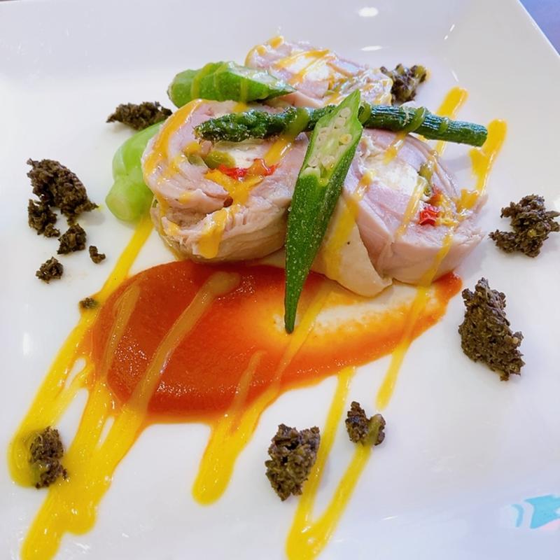 鶏モモ肉とクリームチーズのパロディーヌ(ザ リバーサイドカフェ)