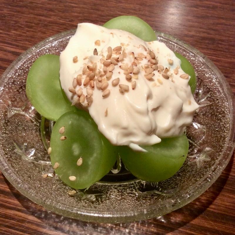 マスカット白和え(ぽんしゅや三徳六味)