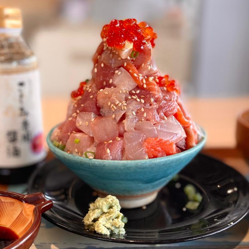 海鮮てっぺん丼(いなほ食堂 )