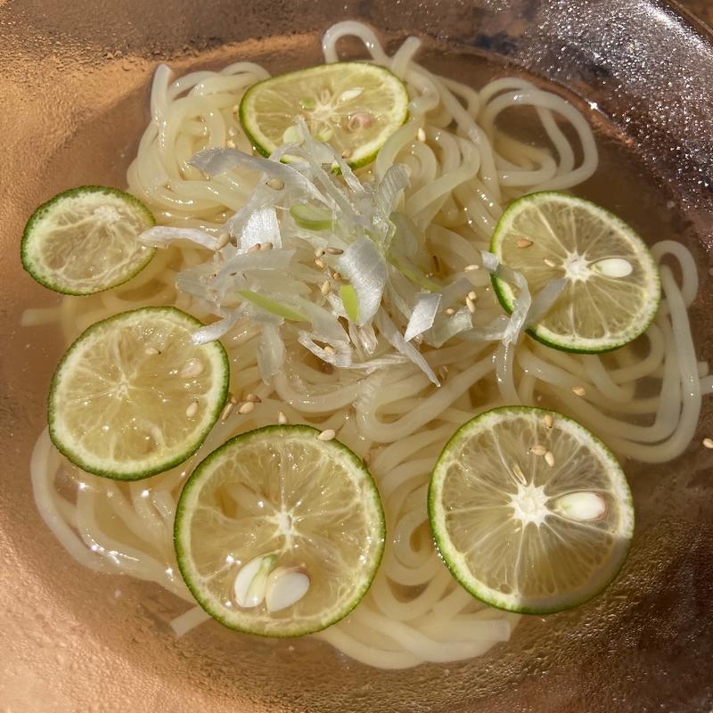 すだち冷麺(湘南片瀬江ノ島西海岸 ROINS （ロインズ）)