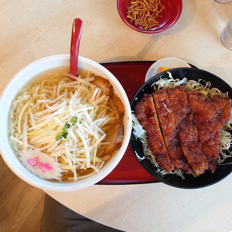 中華そばとミニソースかつ丼セット(めでたいや )