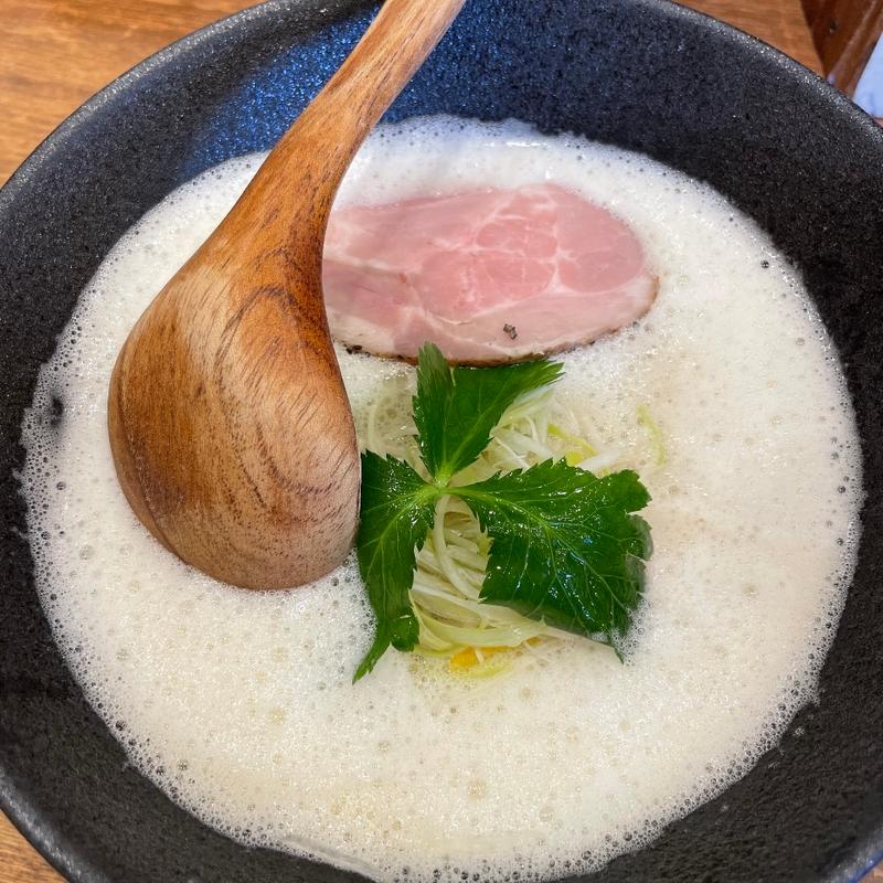 (メンヤ モクモク)