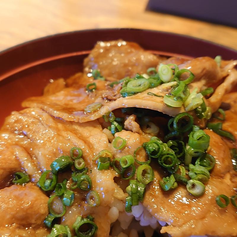 北海道産豚ロース　十勝帯広豚丼(北海王)