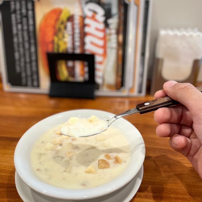 Clam chowder(CHUNK BURGER STAND)