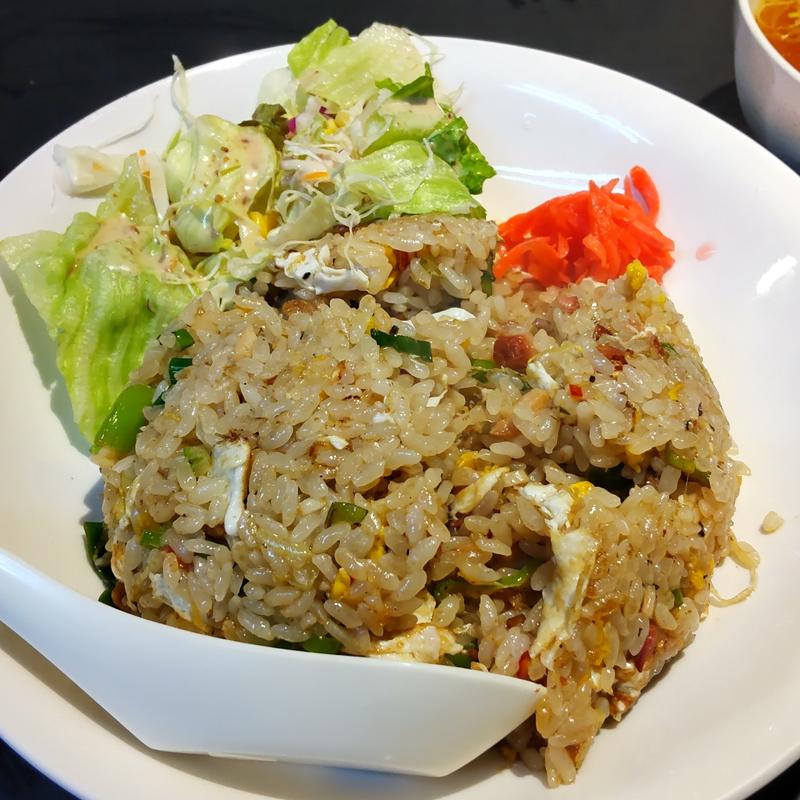 炒飯(中華料理 萬楽)