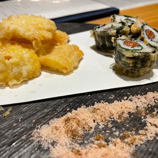 鱧の天ぷら、とうもろこしの天ぷら(食の蔵こざわ)
