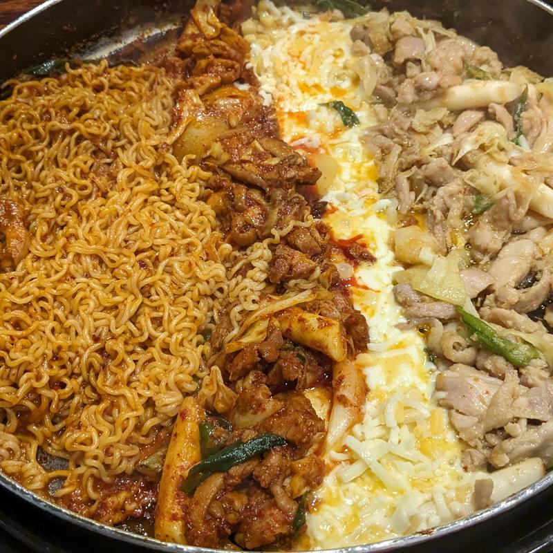 반반닭갈비(유가네 명동2호점(ユガネ ミョンドンイホジョム))