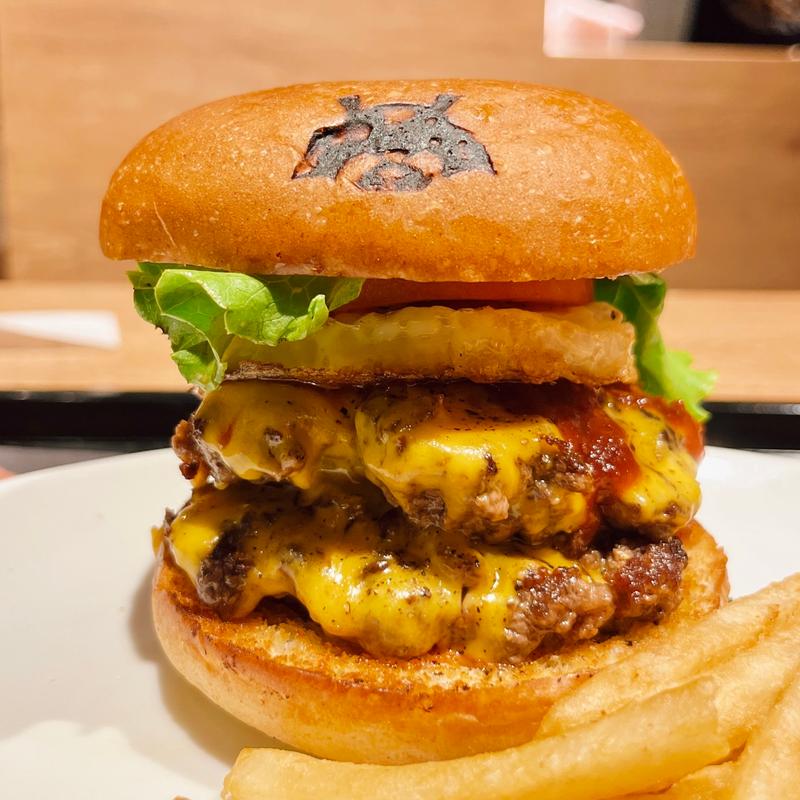ダブルチーズバーガー(SHOGUN BURGER心斎橋店)
