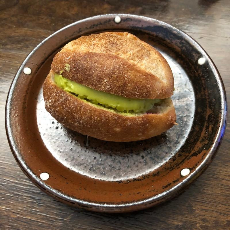 ピスタチオラズベリー(AGOCHI BAKERY)