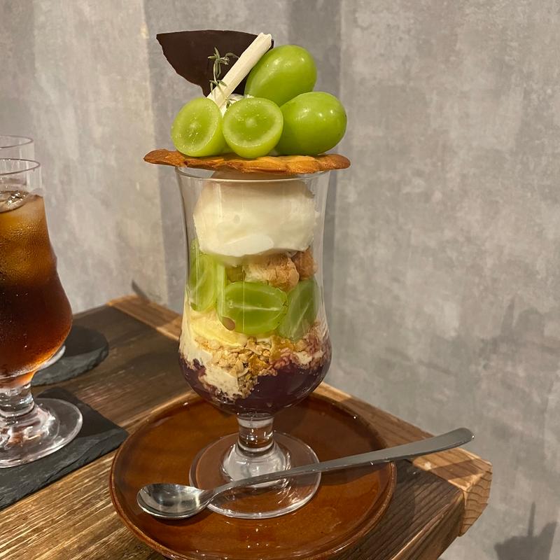 シャインマスカットパフェ(choueccha)