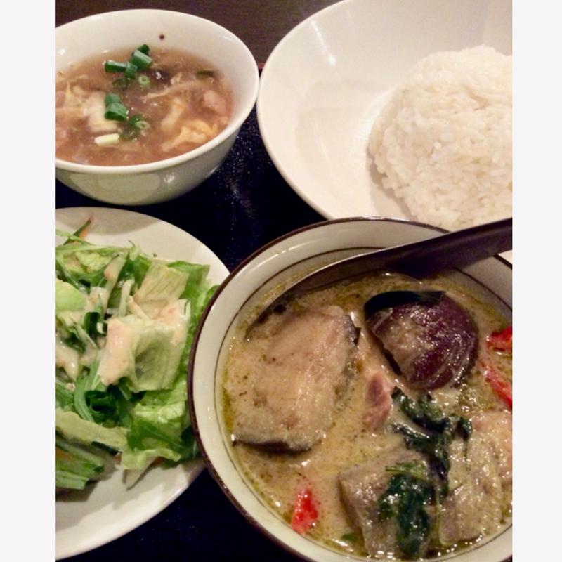 ランチ(グリーンカレー)(サワッディー Sawas Dee สวัสดี)