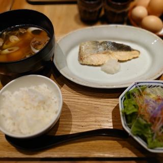 山形名物芋煮とお魚セット(ダエドコ （Daedoko）)
