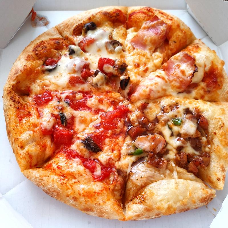 秋の旨いもんクォーター Mサイズ(ピザポケット☓日乃屋カレー 市川原木インター店)