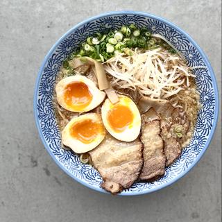 旨味醤油ラーメン(すわき後楽中華そば 大阪ジョーテラス)