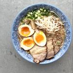 旨味醤油ラーメン