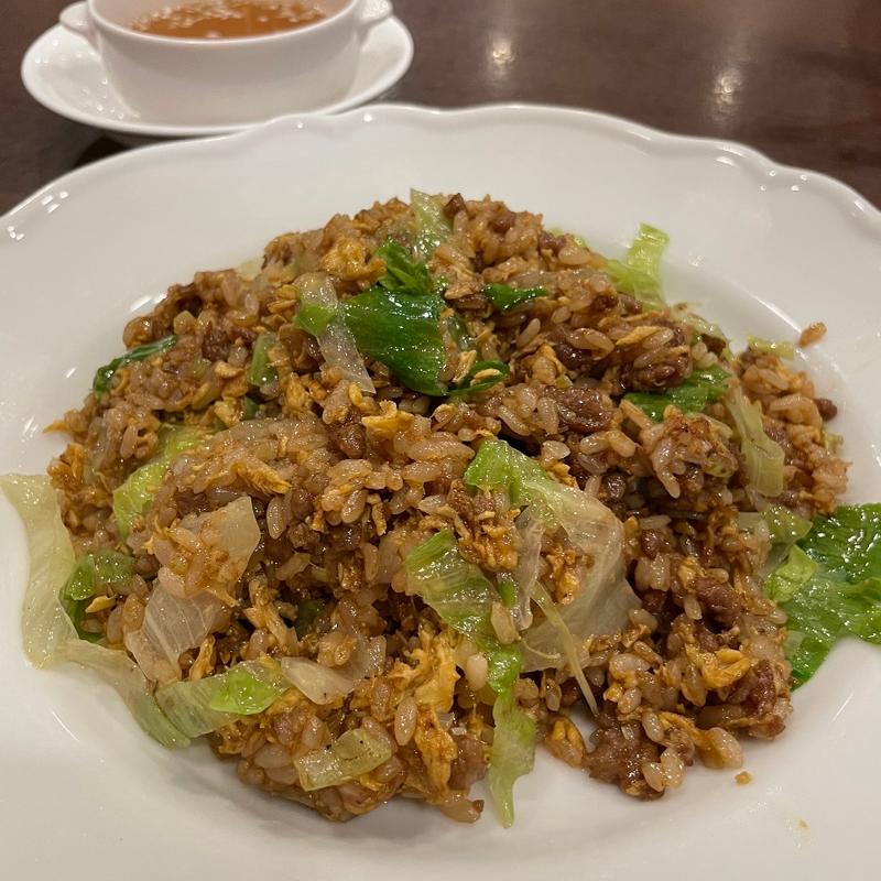 レタスチャーハン(広東料理 中国酒家 大三元)