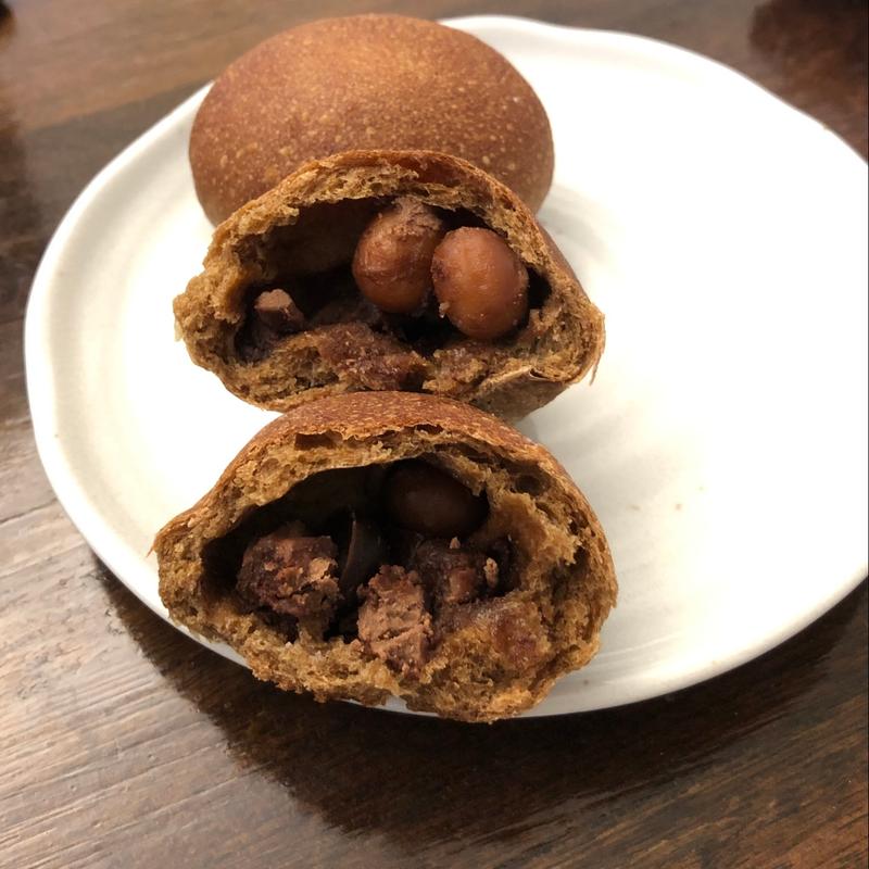 チョコマカダミア(AGOCHI BAKERY)